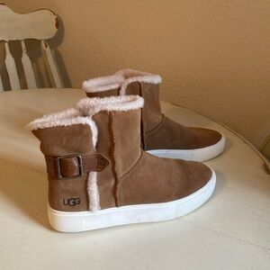 UGG Tan Shearling Lined Boots
